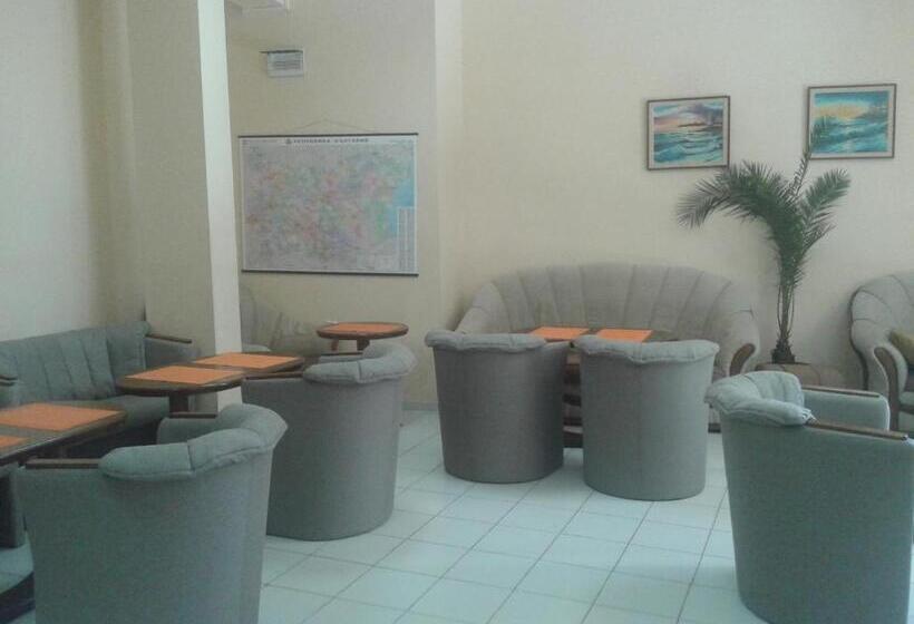 בית מלון כפרי семеен хотел елена палас