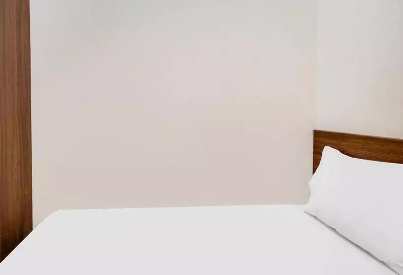 ホテル Spot On 2451 Camel Residence