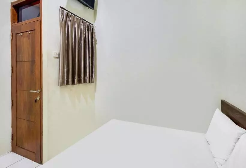 ホテル Spot On 2451 Camel Residence