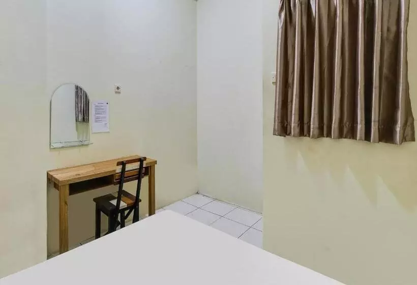 ホテル Spot On 2451 Camel Residence