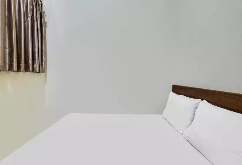 ホテル Spot On 2451 Camel Residence