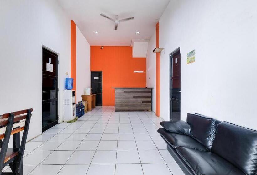 Hotel Spot On 2451 Camel Residence