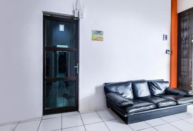 Hotel Spot On 2451 Camel Residence