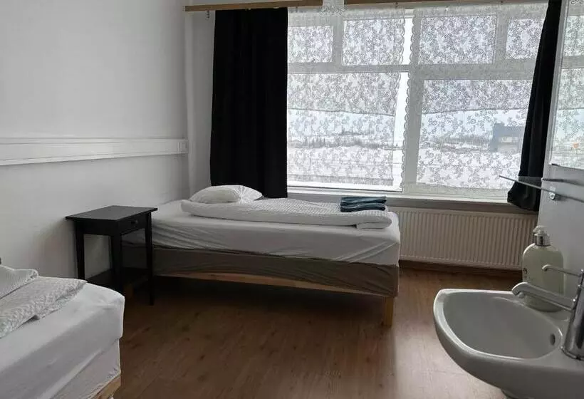Kanslarinn Hostel