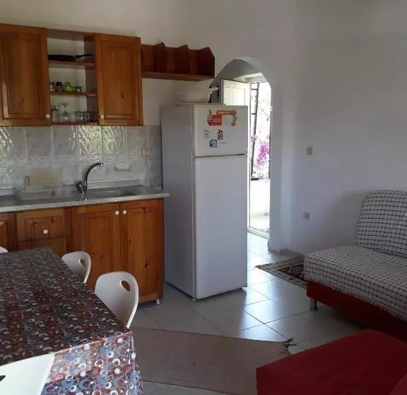 Paradise Gümüşlük