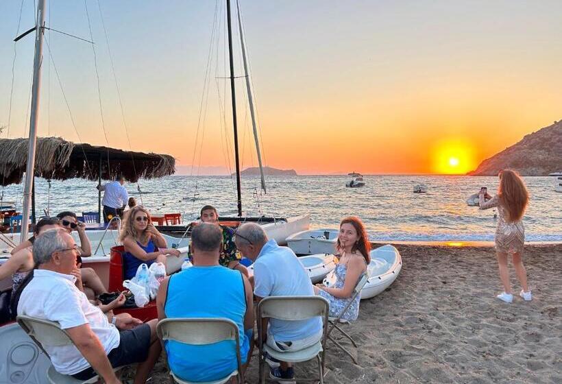 Paradise Gümüşlük