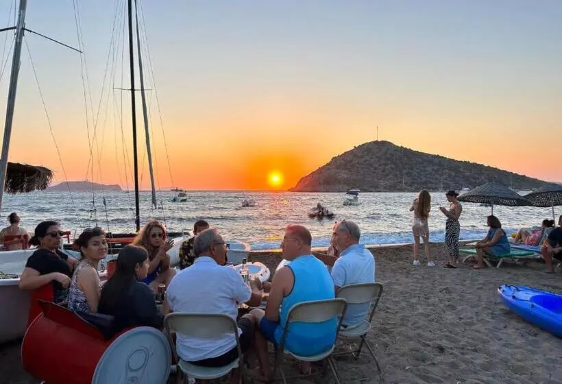 Paradise Gümüşlük