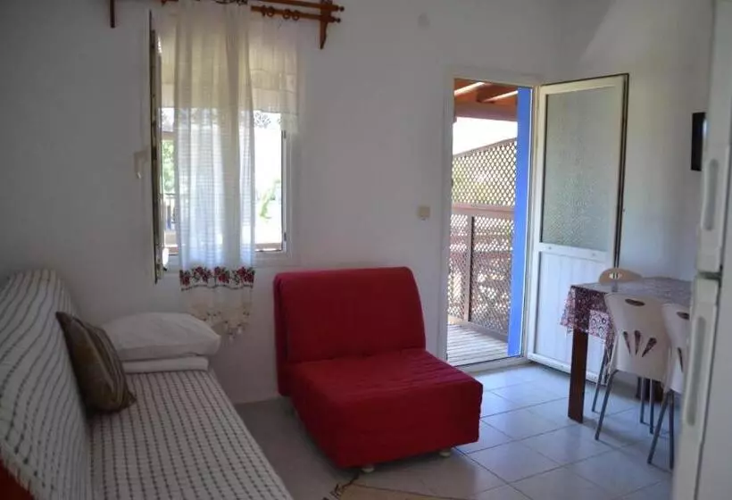 Paradise Gümüşlük