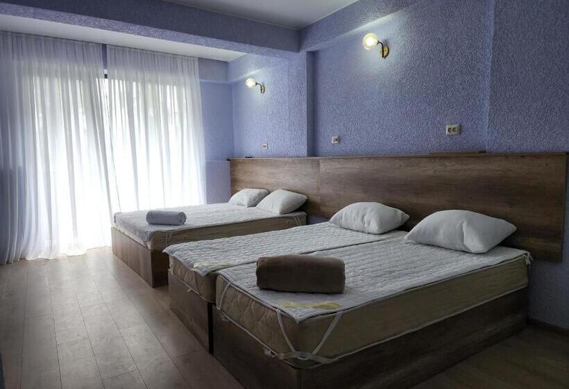 پانسیون Black Sea House Georgia