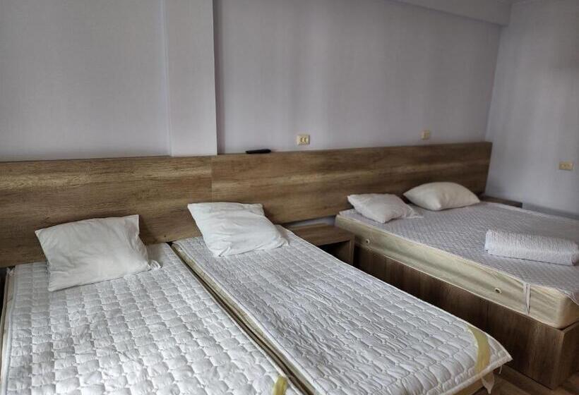 پانسیون Black Sea House Georgia