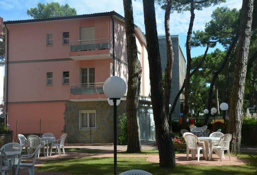 펜션 Garnì Garten