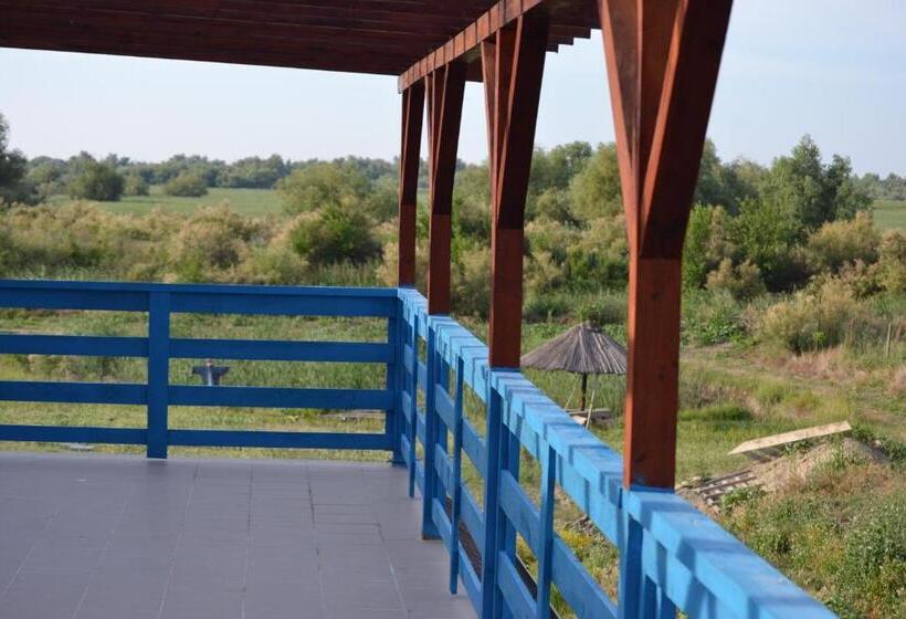 ペンション Gorgova Inn