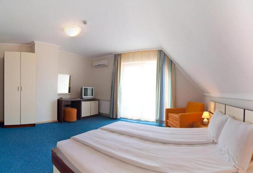 ペンション Guest House Hiora