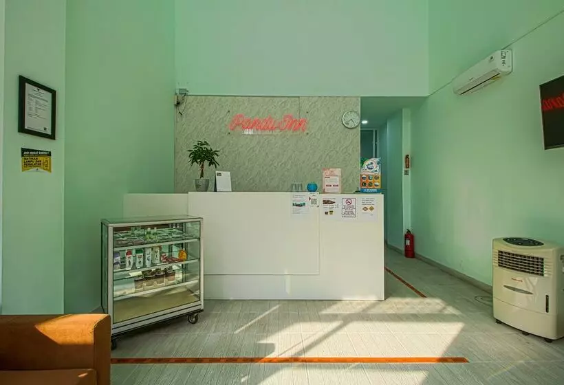 ペンション Pandu Inn Redpartner