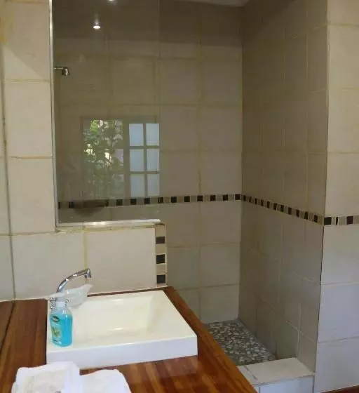 پانسیون Softwaters Guesthouse Cottages