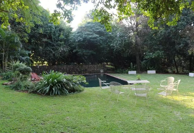 پانسیون Softwaters Guesthouse Cottages
