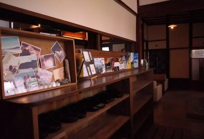 ユースホステル Cafe & Guesthouse Name Came Ono