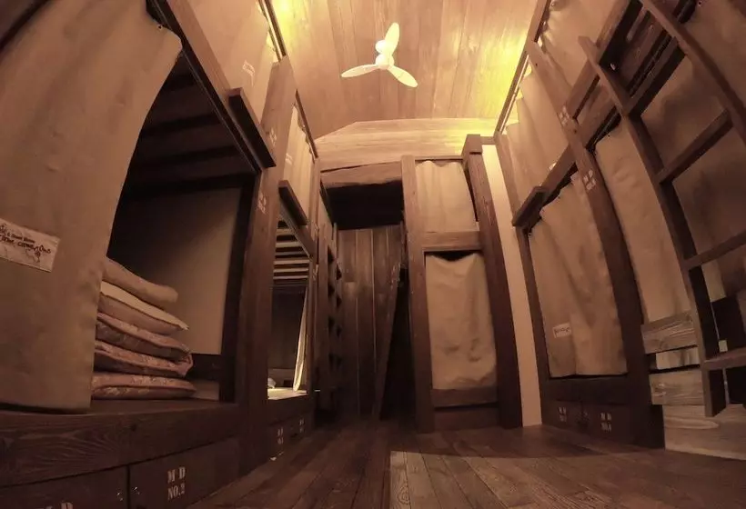 ユースホステル Cafe & Guesthouse Name Came Ono