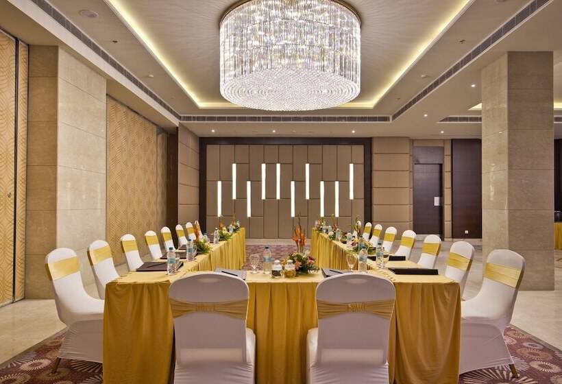 هتل Diyalo Lords  Plaza Birgunj