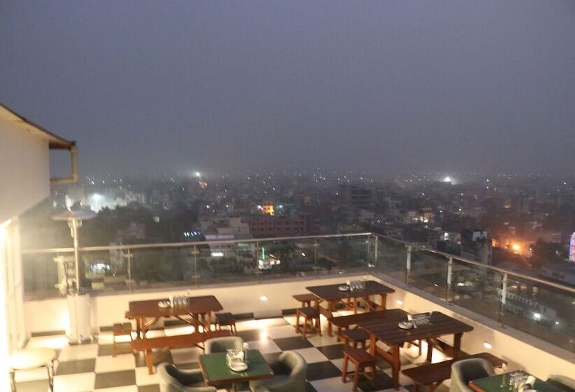 هتل Diyalo Lords  Plaza Birgunj