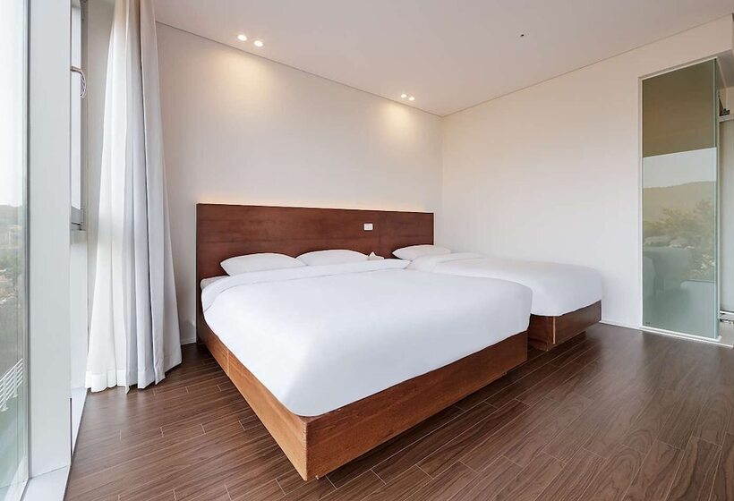 ホテル La Terrace Resort