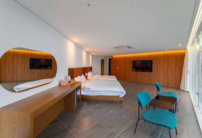 ホテル La Terrace Resort