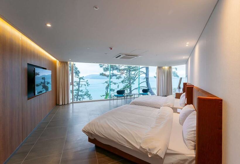 ホテル La Terrace Resort