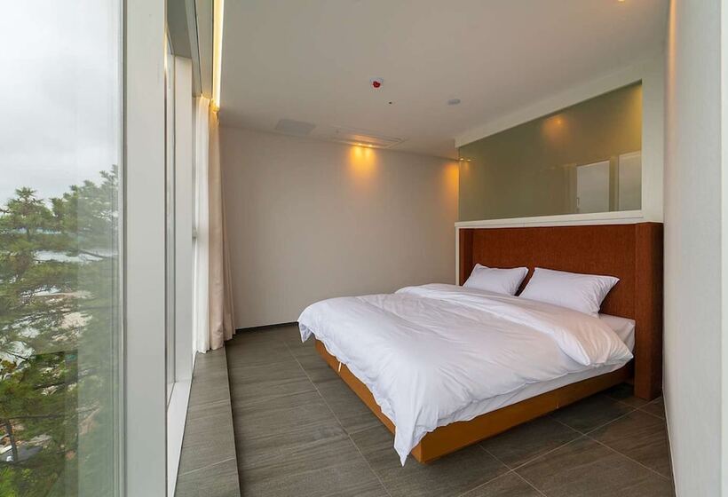 ホテル La Terrace Resort