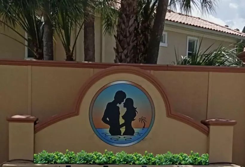 ホテル Paradise Lakes Resort, Clothing Optional Resort   Adult Only