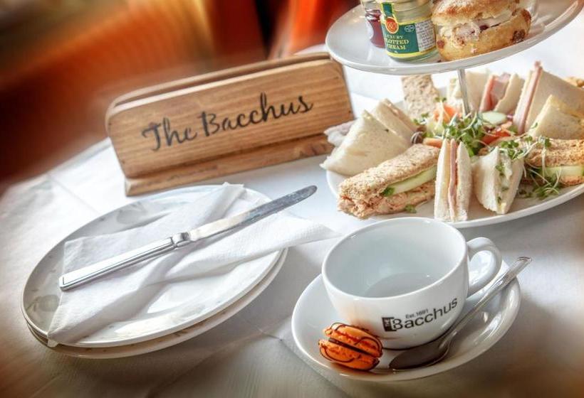 Отель The Bacchus