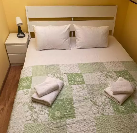 مسافرخانه City Westa