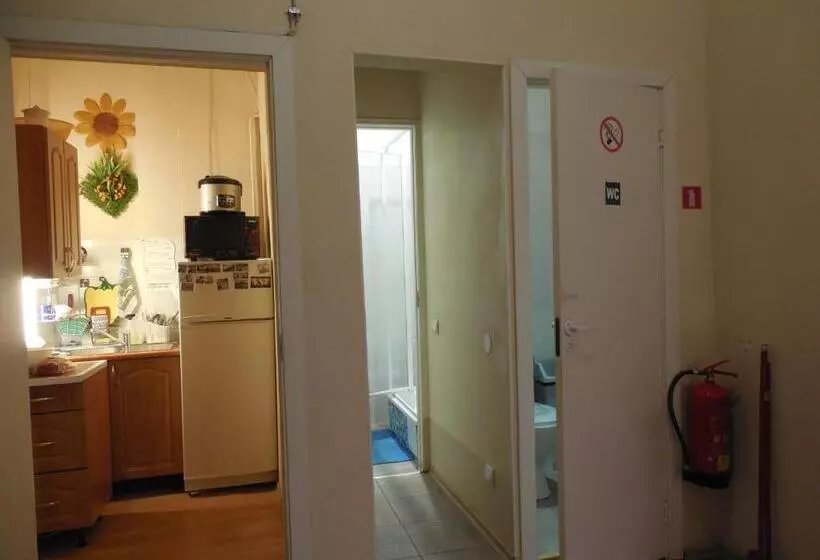 مسافرخانه Elizabeth S Yh Rooms