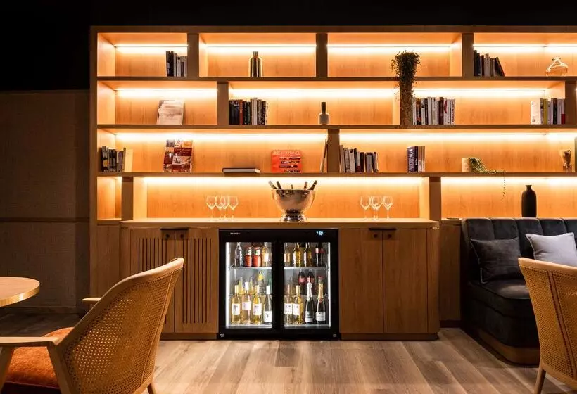 هتل Best Western Plus L Orée Paris Sud