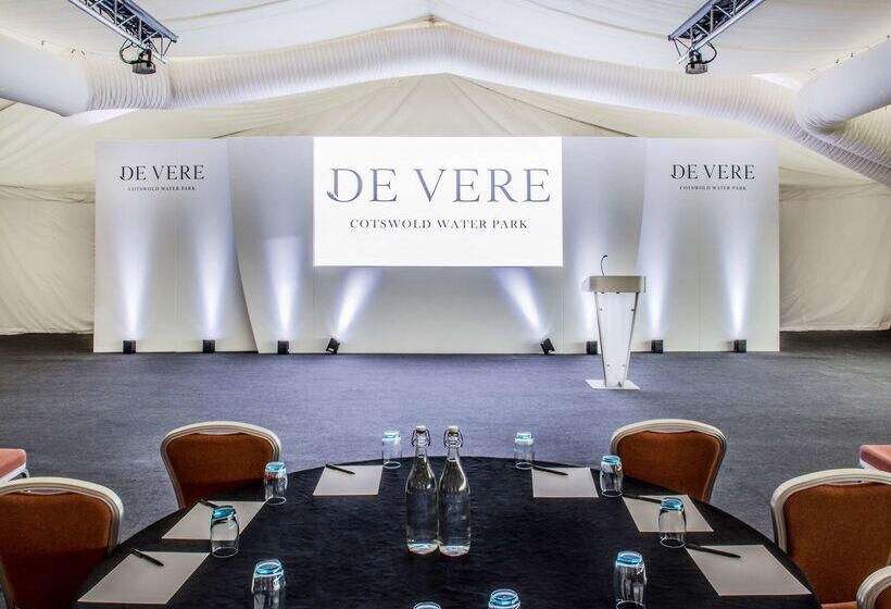 ホテル De Vere Cotswold Water Park