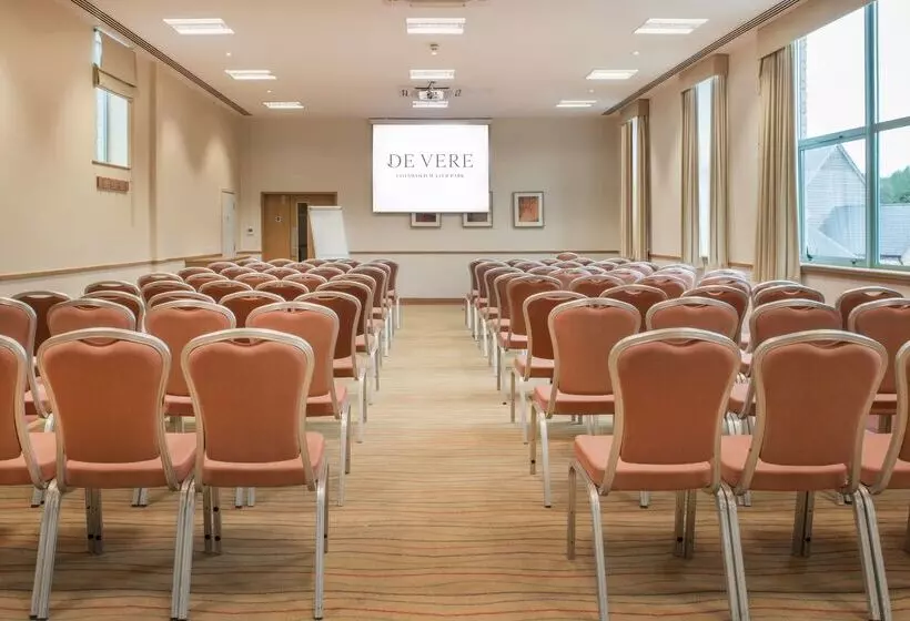 ホテル De Vere Cotswold Water Park