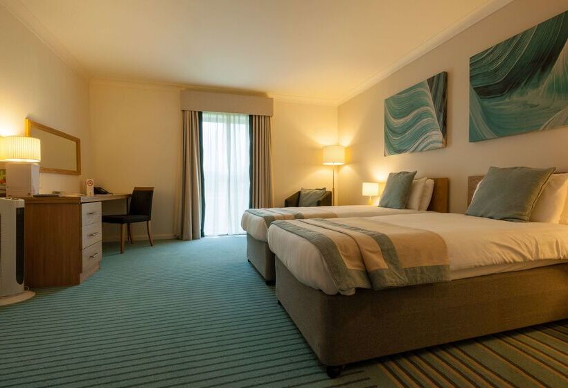 ホテル De Vere Cotswold Water Park