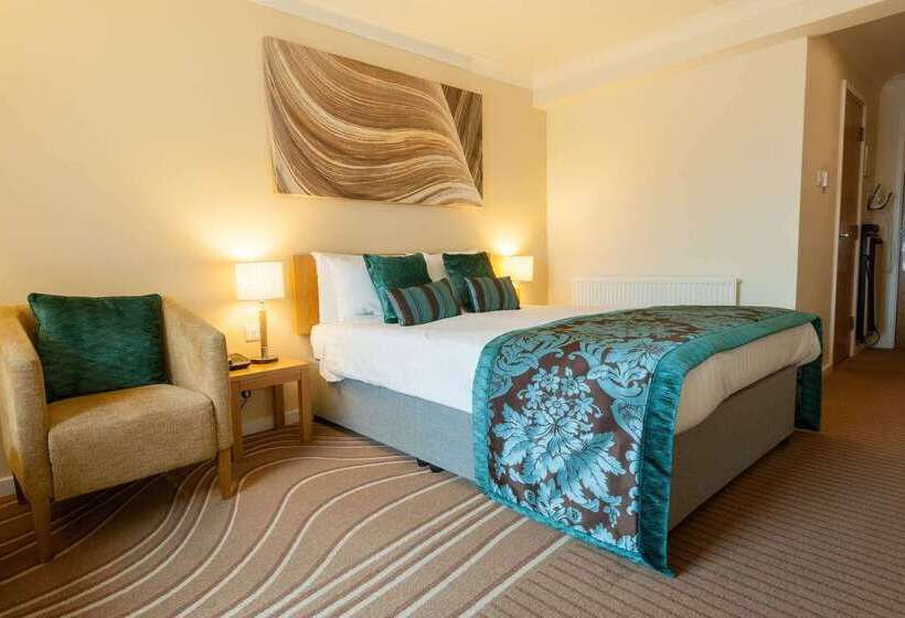 ホテル De Vere Cotswold Water Park