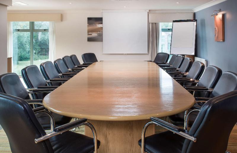 ホテル De Vere Cotswold Water Park