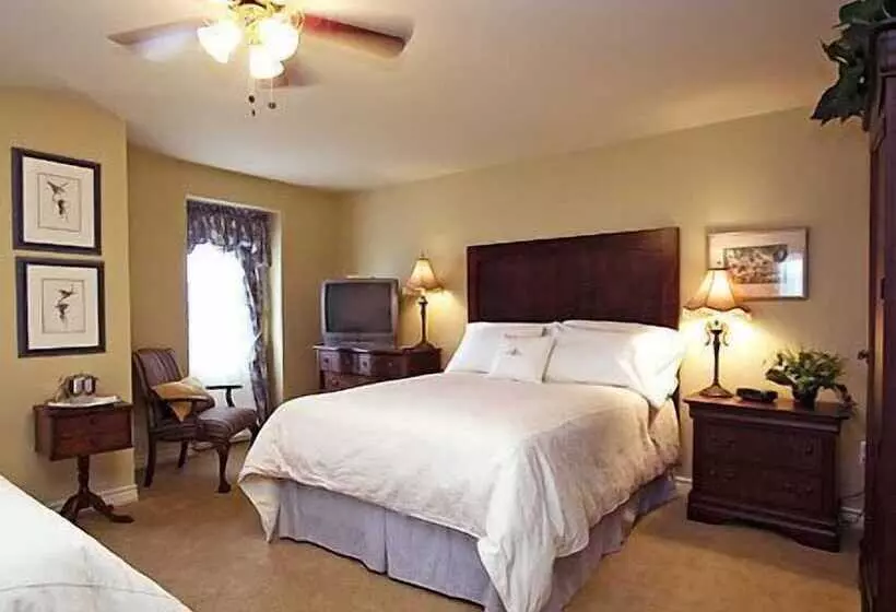 فندق Desbarres Manor Inn