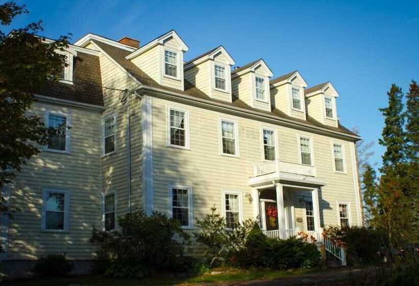 호텔 Desbarres Manor Inn