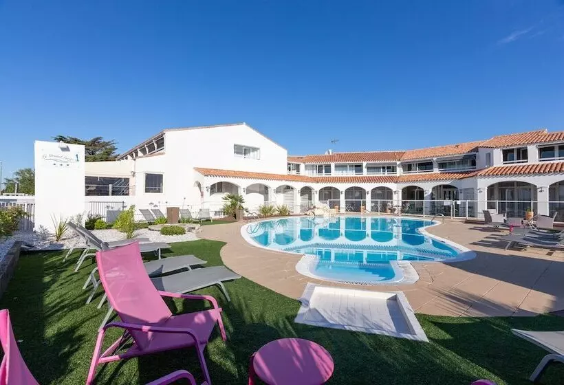 هتل Hôtel Restaurant Le Grand Large Face à La Plage Ile De Ré