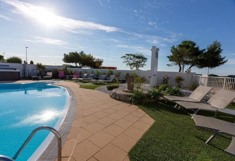 酒店 Hôtel Restaurant Le Grand Large Face à La Plage Ile De Ré