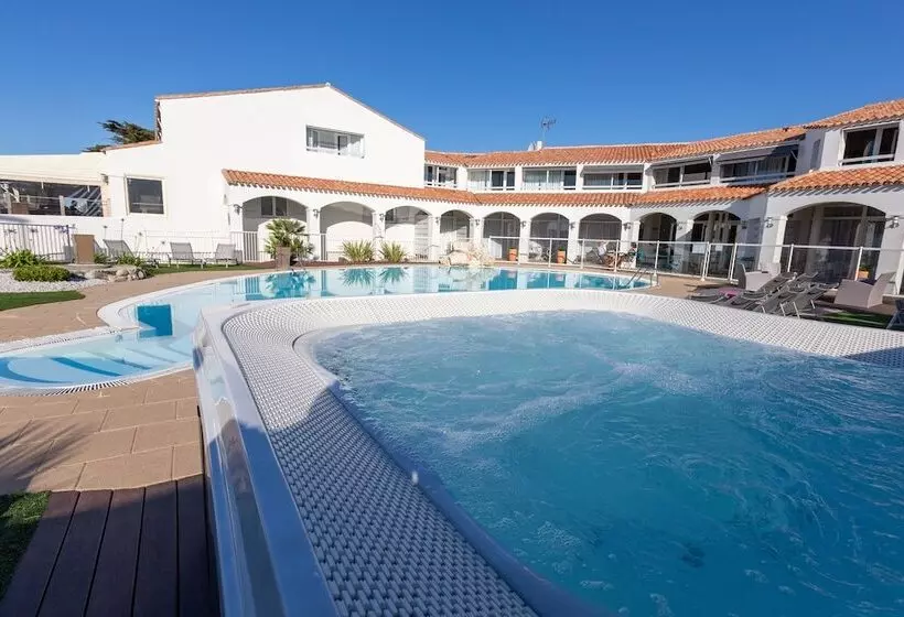 هتل Hôtel Restaurant Le Grand Large Face à La Plage Ile De Ré