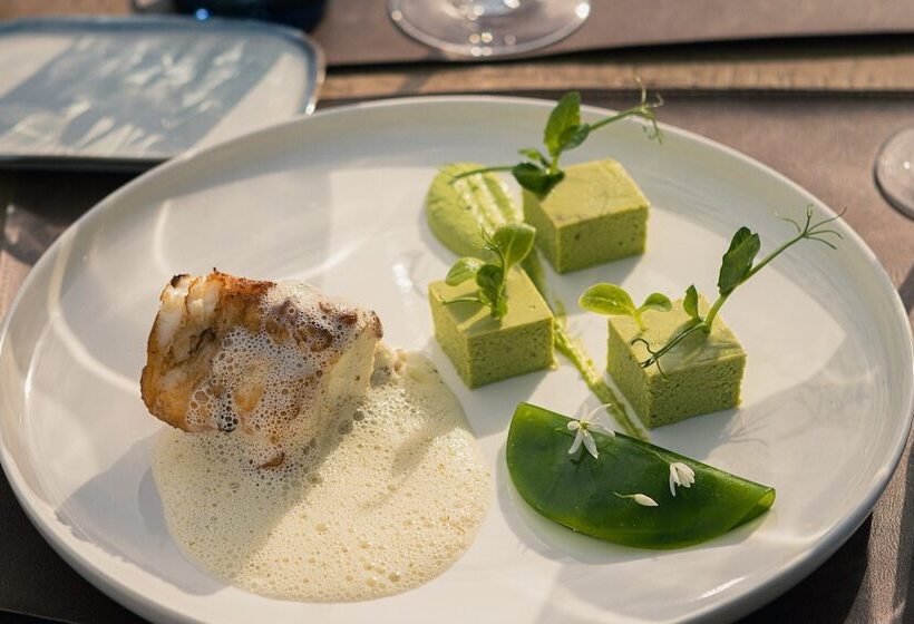 酒店 Hôtel Restaurant Le Grand Large Face à La Plage Ile De Ré