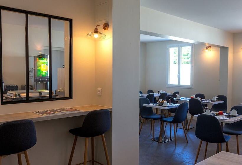 酒店 Hôtel Restaurant Le Grand Large Face à La Plage Ile De Ré