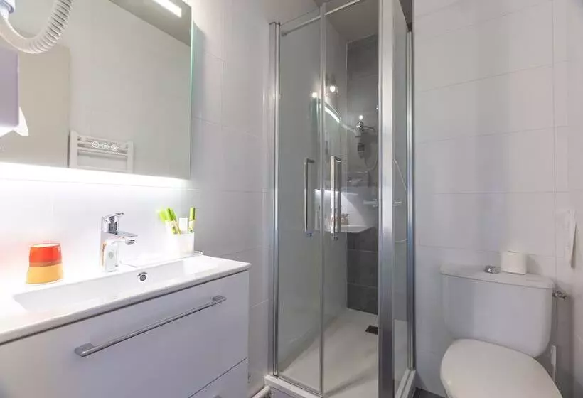 هتل Hôtel Restaurant Le Grand Large Face à La Plage Ile De Ré