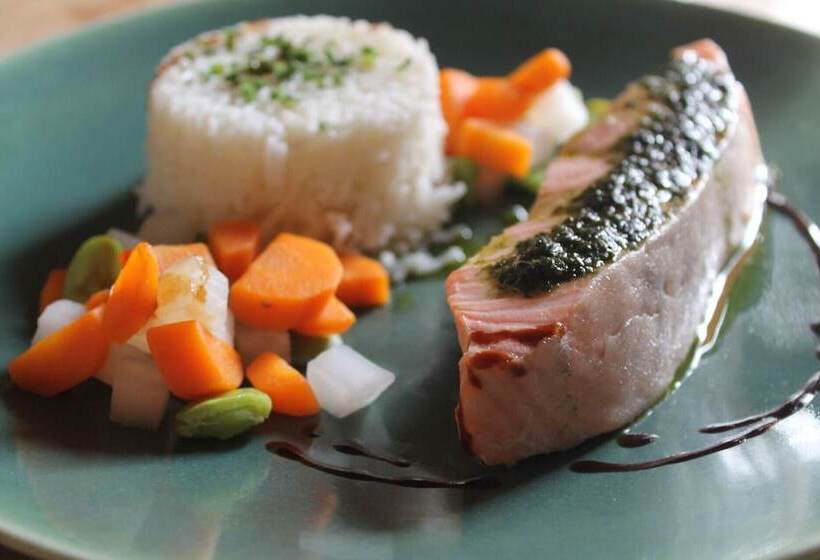 Отель La Maison Des Ocres Provence