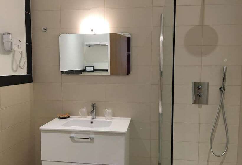 Отель La Maison Des Ocres Provence