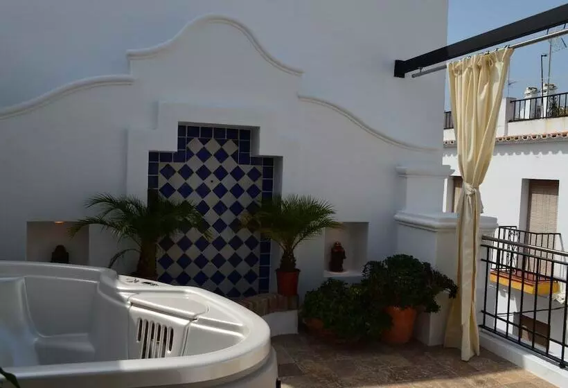 Отель La Villa Marbella