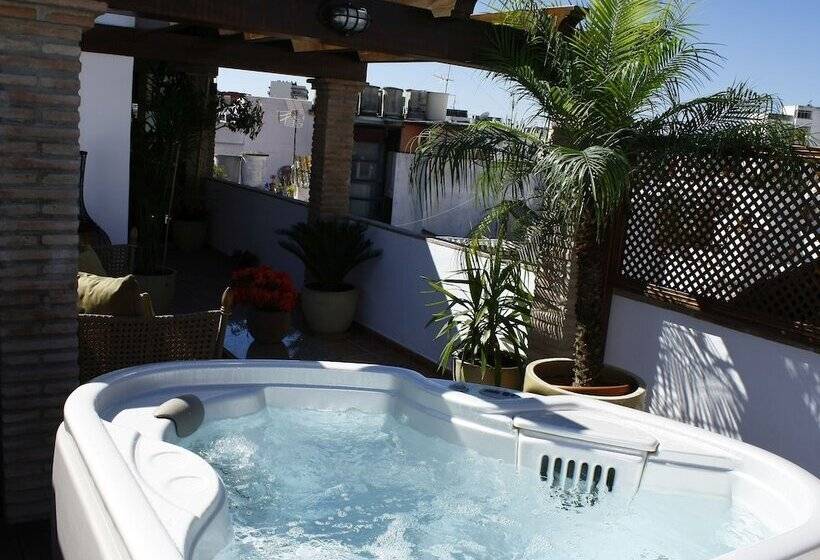 Отель La Villa Marbella